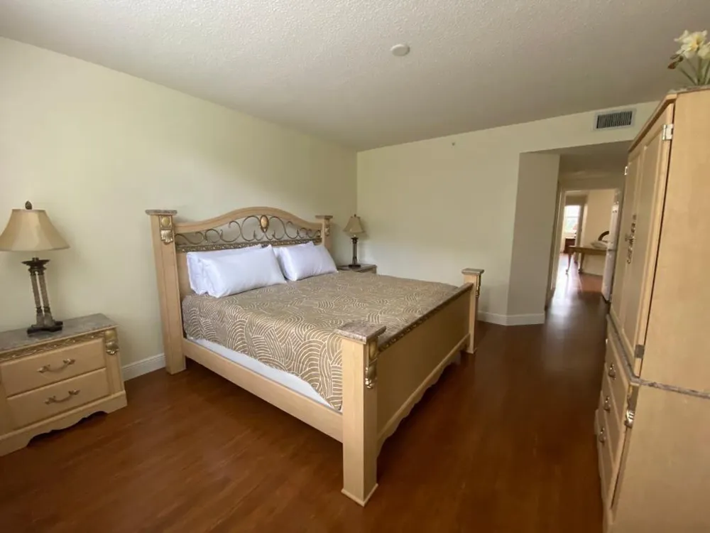 11780 SAINT ANDREWS PLACE #201 Wellington, FL 33414