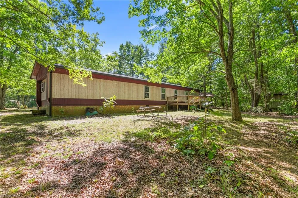 6243 Quail Hollow Drive Pleasant Garden, NC 27313