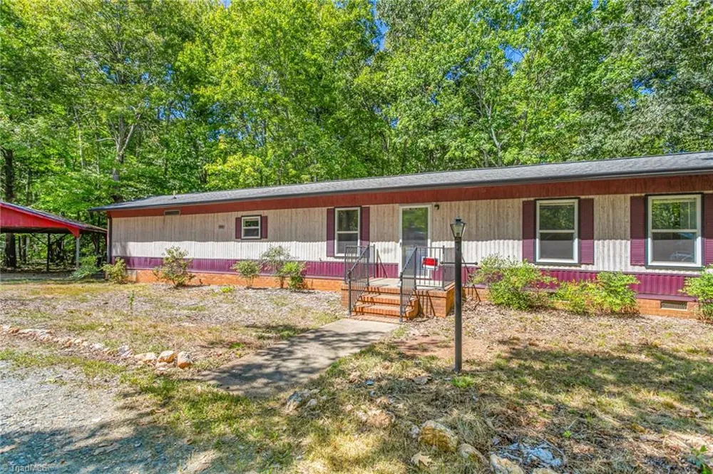 6243 Quail Hollow Drive Pleasant Garden, NC 27313