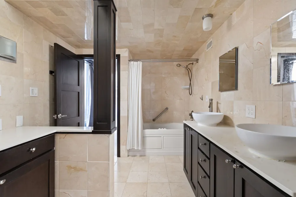 1801 Lavaca Street #15M Austin, TX 78701