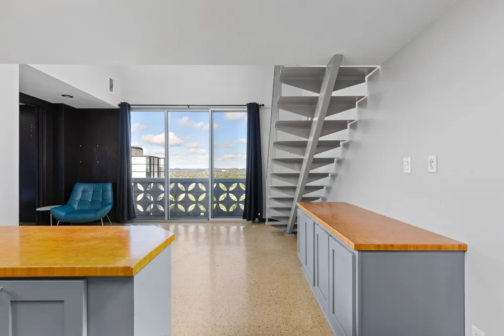 1801 Lavaca Street #15M Austin, TX 78701