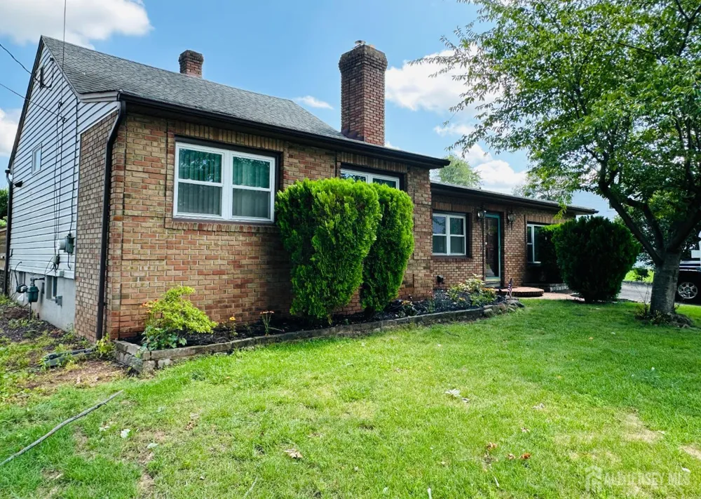 11 Demarest Place Piscataway, NJ 08854