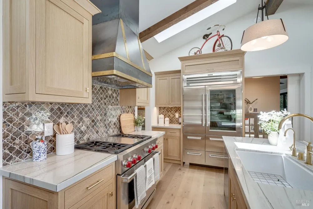104 Camino Vista St. Helena, CA 94574
