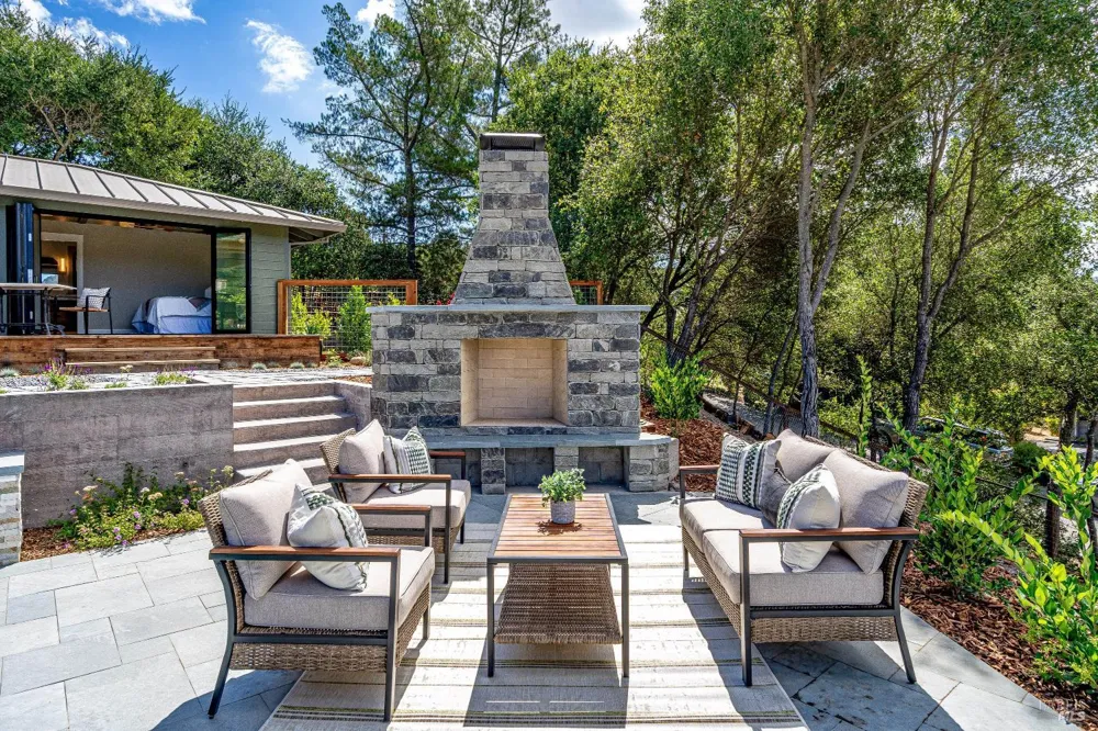 104 Camino Vista St. Helena, CA 94574