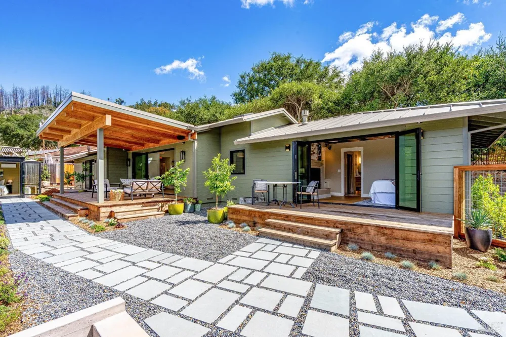 104 Camino Vista St. Helena, CA 94574