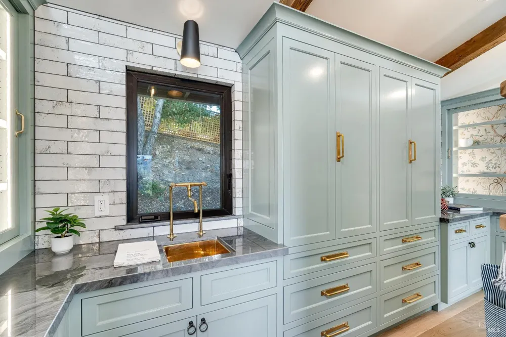 104 Camino Vista St. Helena, CA 94574