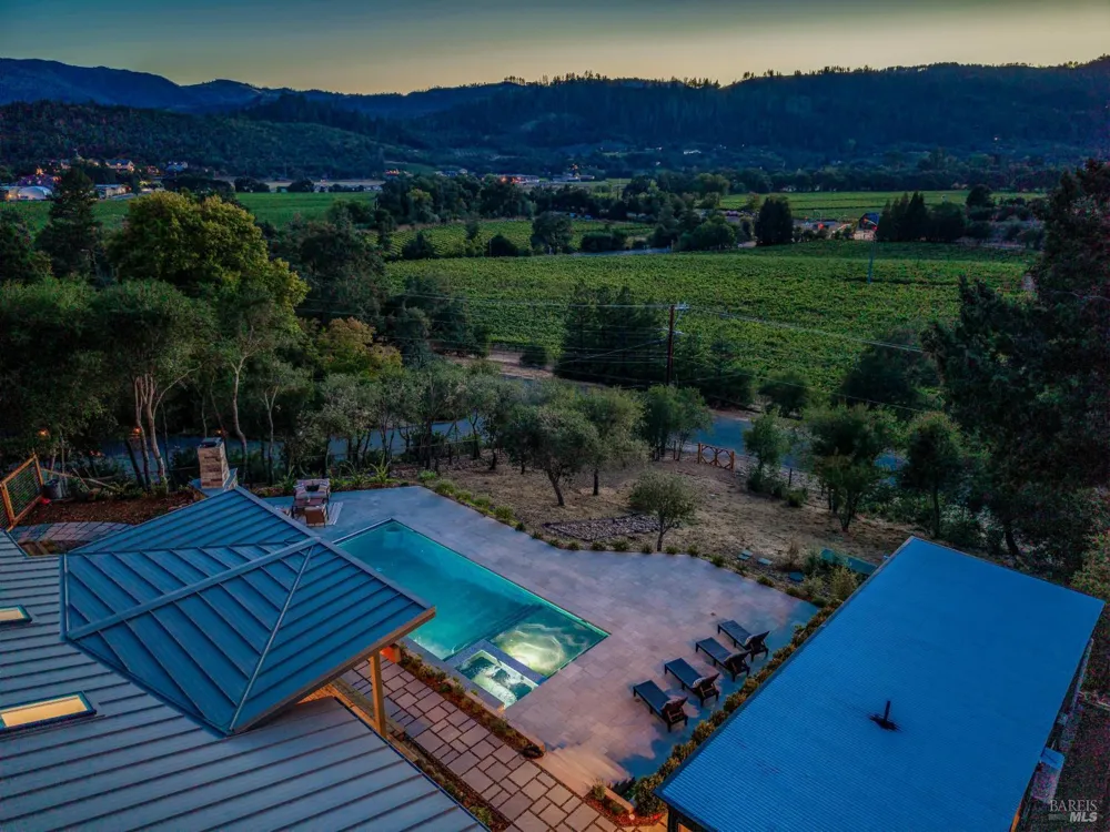 104 Camino Vista St. Helena, CA 94574
