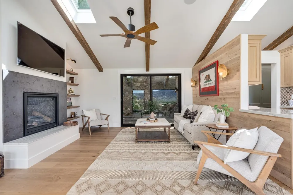 104 Camino Vista St. Helena, CA 94574