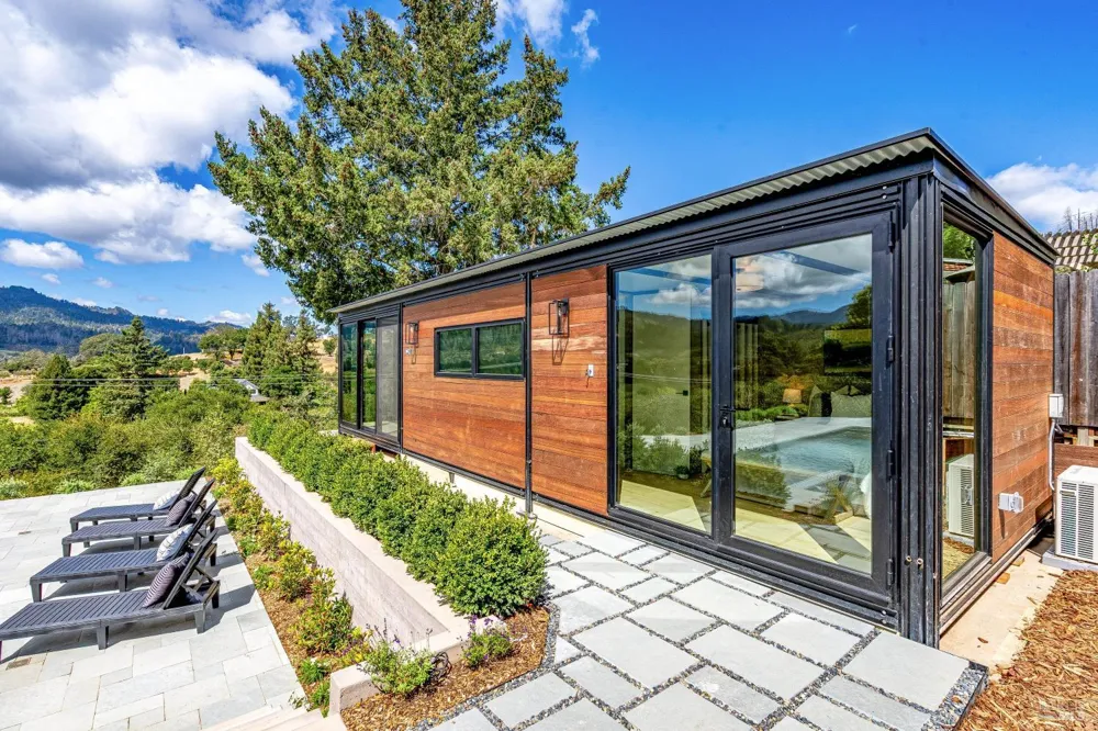 104 Camino Vista St. Helena, CA 94574