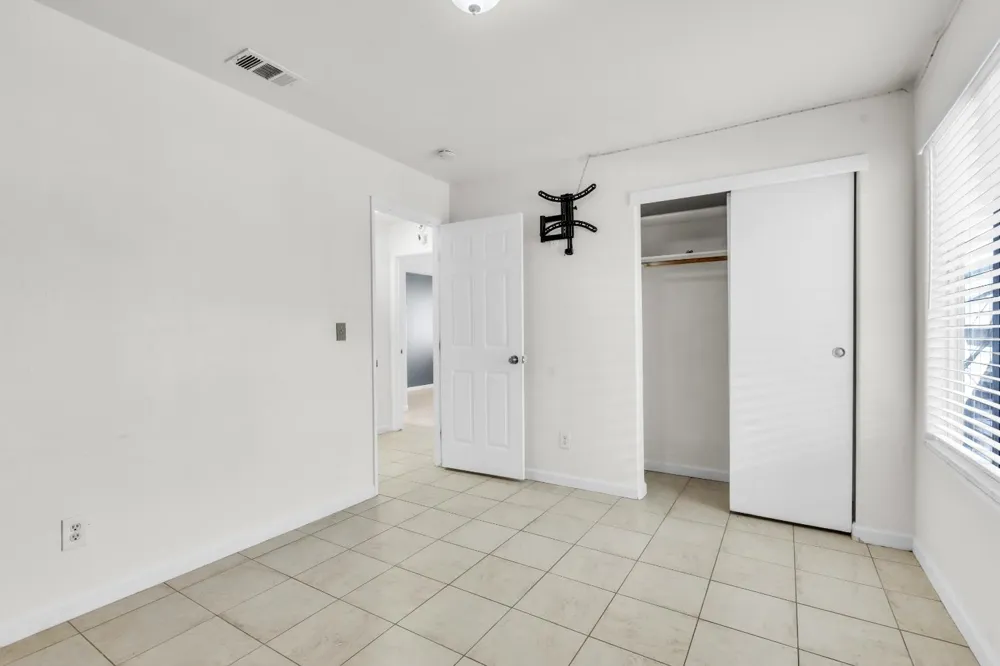 3533 20th Avenue Sacramento, CA 95820
