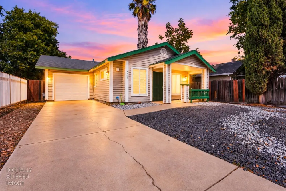 3533 20th Avenue Sacramento, CA 95820