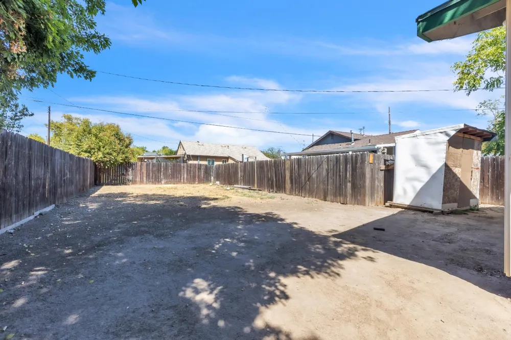 3533 20th Avenue Sacramento, CA 95820