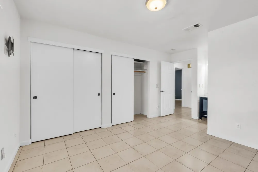 3533 20th Avenue Sacramento, CA 95820