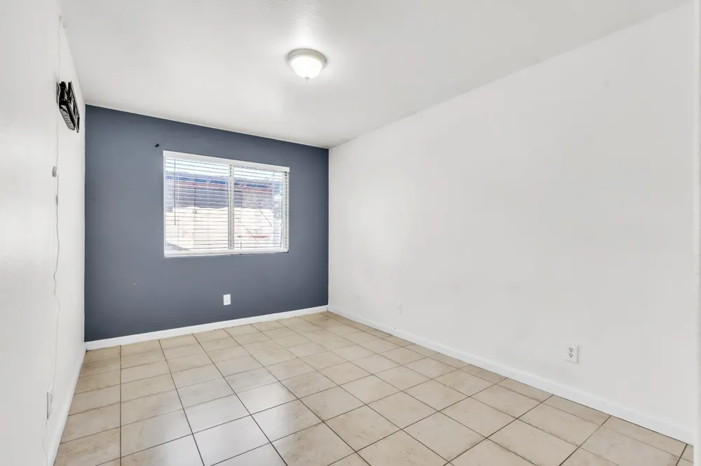 3533 20th Avenue Sacramento, CA 95820
