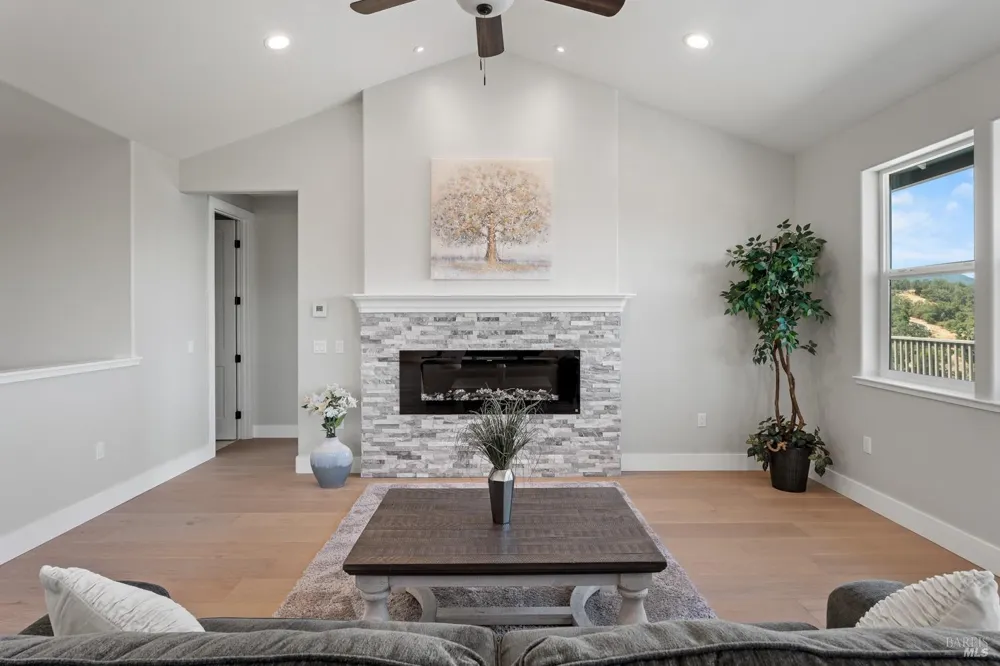 2408 Celestin Court Ukiah, CA 95482