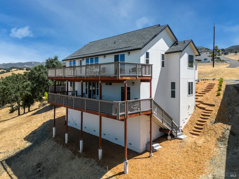 2408 Celestin Court Ukiah, CA 95482