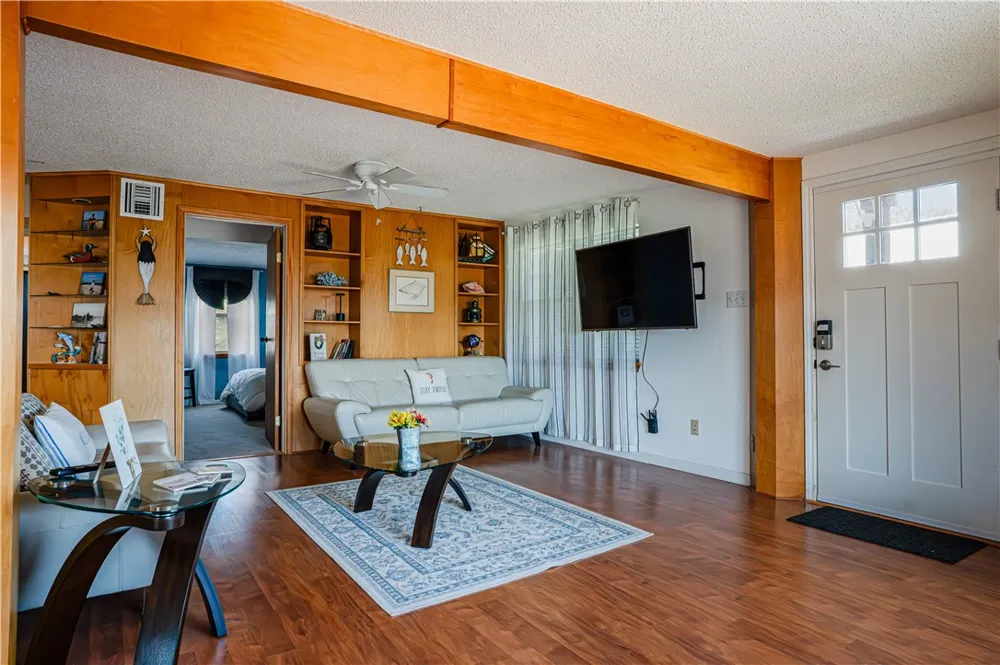 734 S Sandpiper Road Ingleside, TX 78362