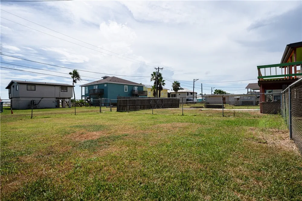 734 S Sandpiper Road Ingleside, TX 78362