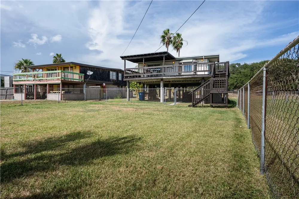 734 S Sandpiper Road Ingleside, TX 78362