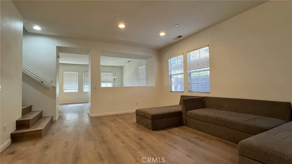 4566 Nicole Riverside, CA 92501