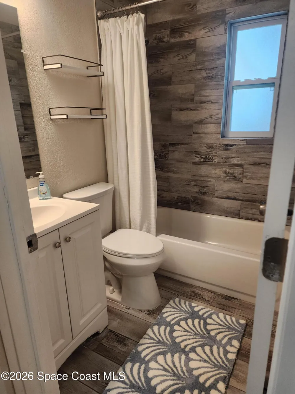 6731 Hibiscus Avenue S St. Petersburg, FL 33705