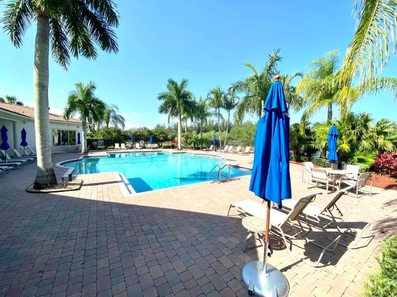 1388 Beacon Circle Wellington, FL 33414