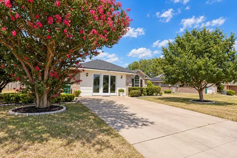 203 Knight Lane