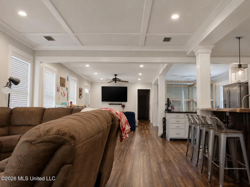 2201 Guillotteville Road Gautier, MS 39553