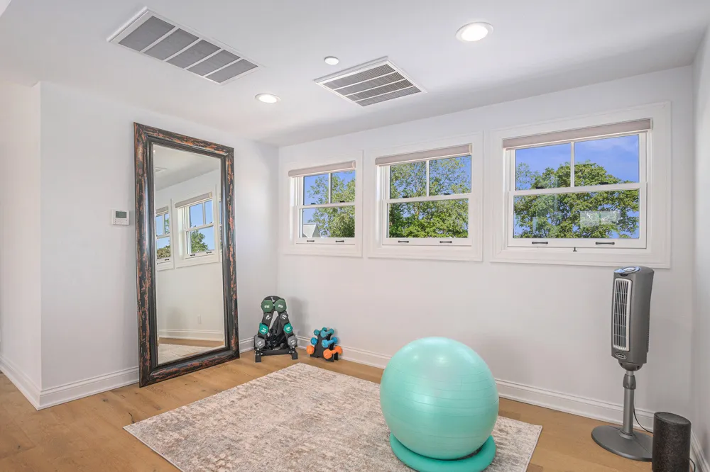 6736 Saugatuck Beach Road Saugatuck, MI 49453