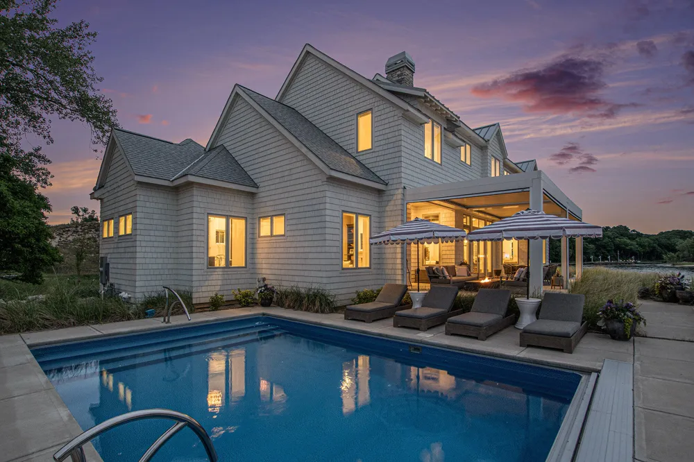 6736 Saugatuck Beach Road Saugatuck, MI 49453
