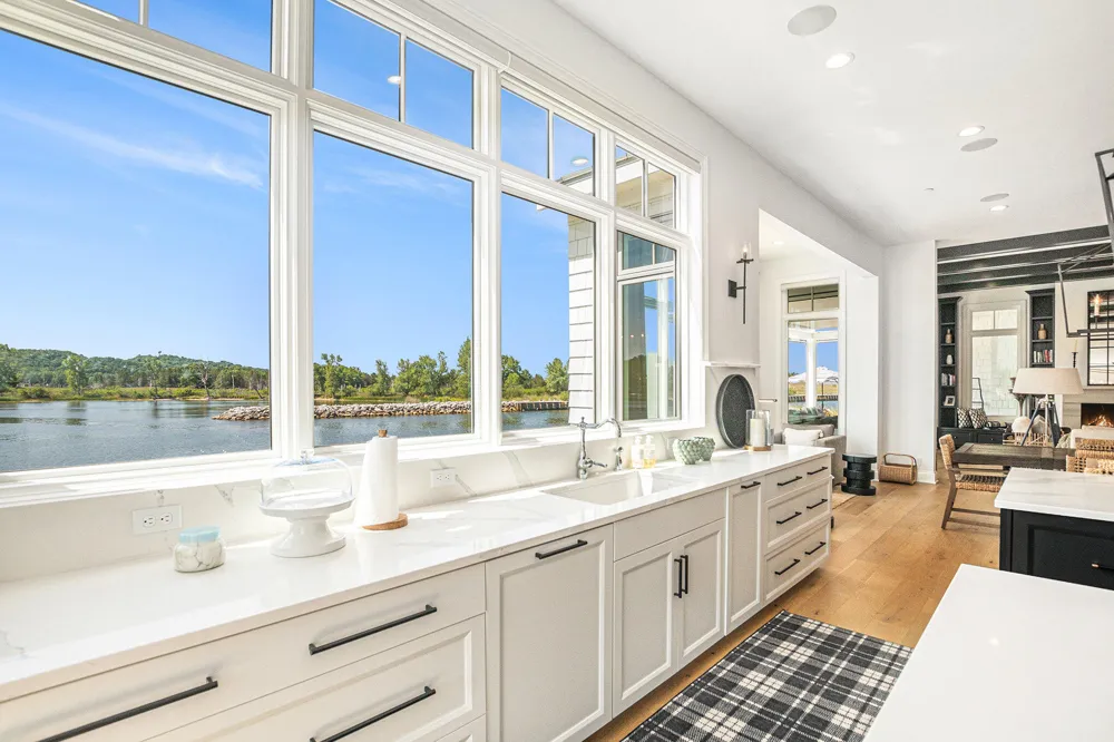 6736 Saugatuck Beach Road Saugatuck, MI 49453