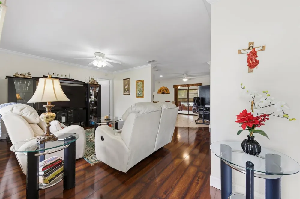 8685 SE KEATHLEY COURT Hobe Sound, FL 33455