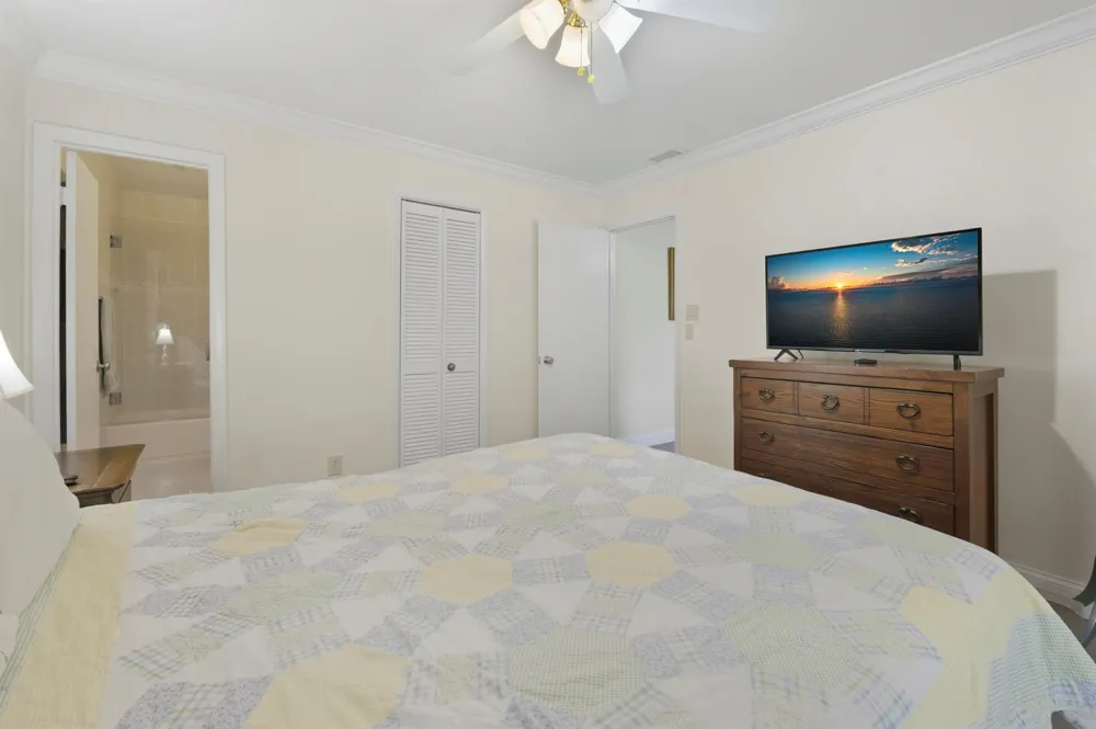 8685 SE KEATHLEY COURT Hobe Sound, FL 33455