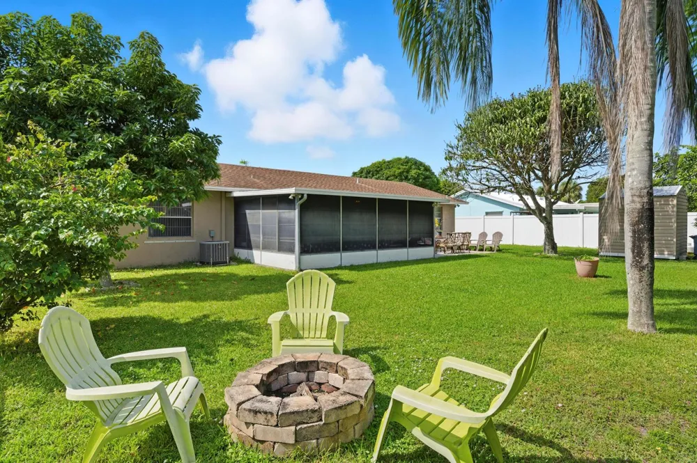 8685 SE KEATHLEY COURT Hobe Sound, FL 33455