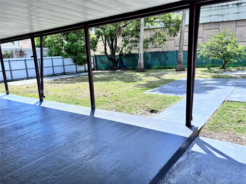 2906 NW 13th St #2908 Miami, FL 33125