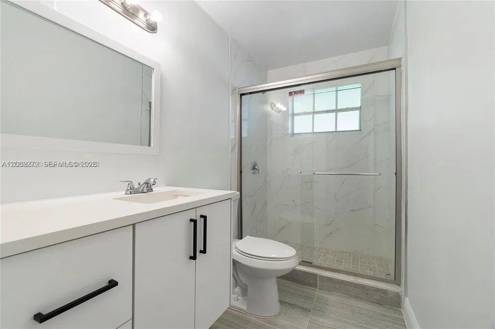 2906 NW 13th St #2908 Miami, FL 33125