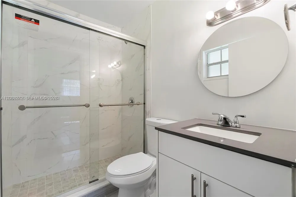 2906 NW 13th St #2908 Miami, FL 33125
