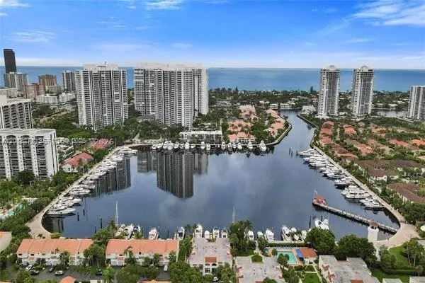 21204 Harbor Way #123-12 Aventura, FL 33180