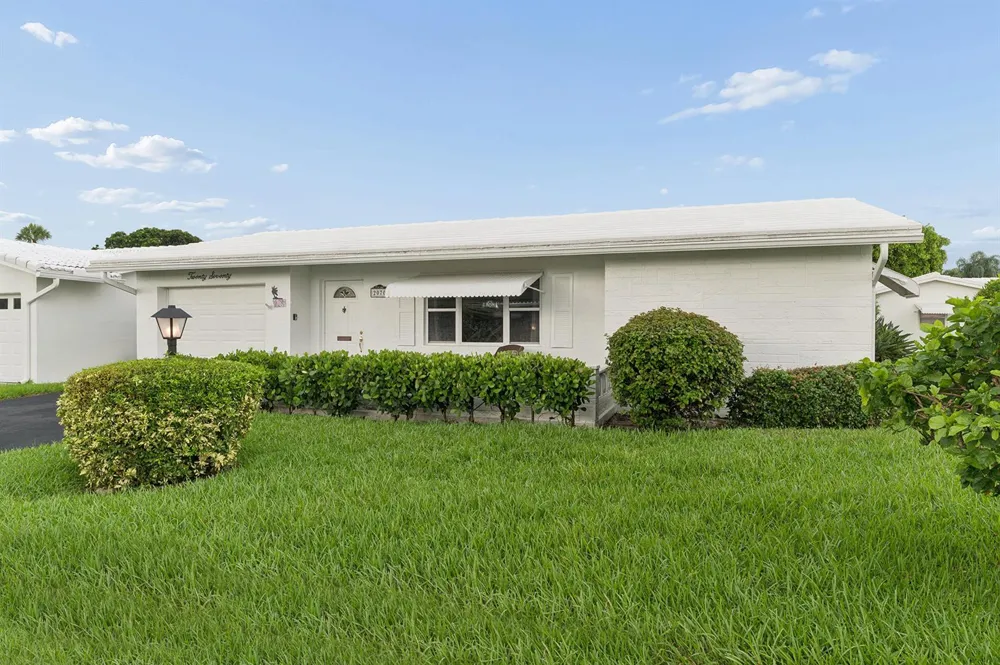 2070 SW 13TH TERRACE Boynton Beach, FL 33426