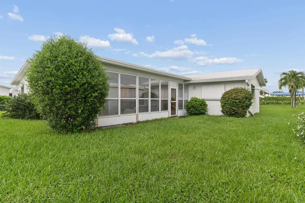 2070 SW 13TH TERRACE Boynton Beach, FL 33426