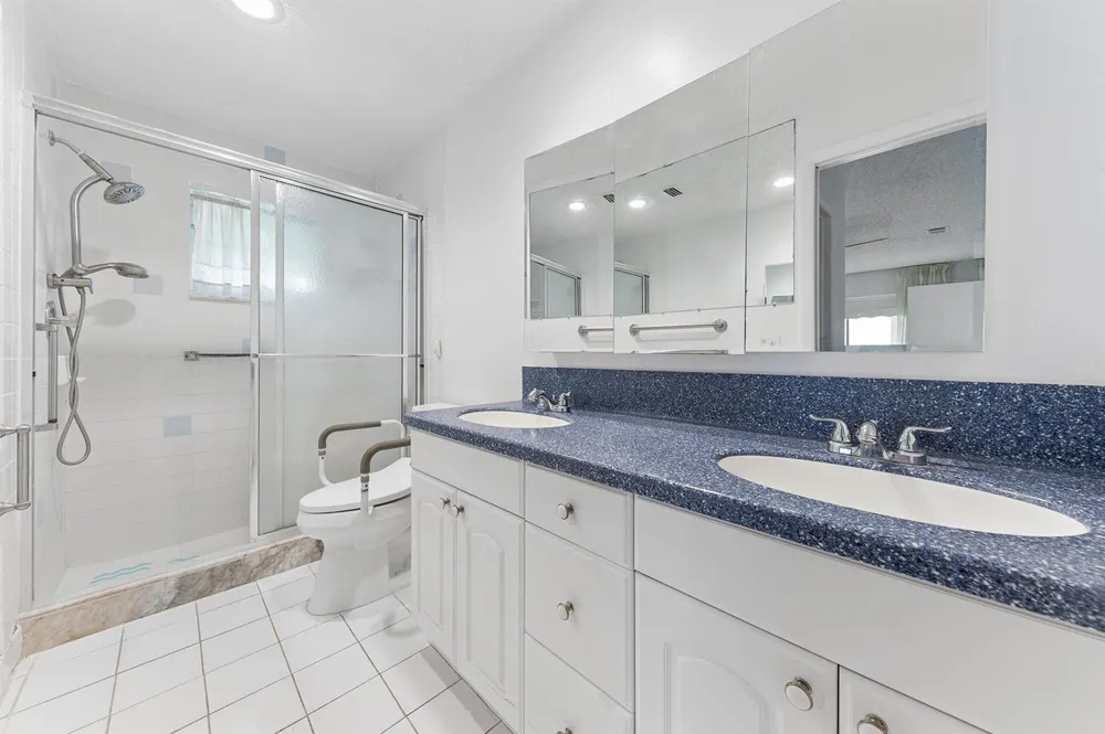 2070 SW 13TH TERRACE Boynton Beach, FL 33426