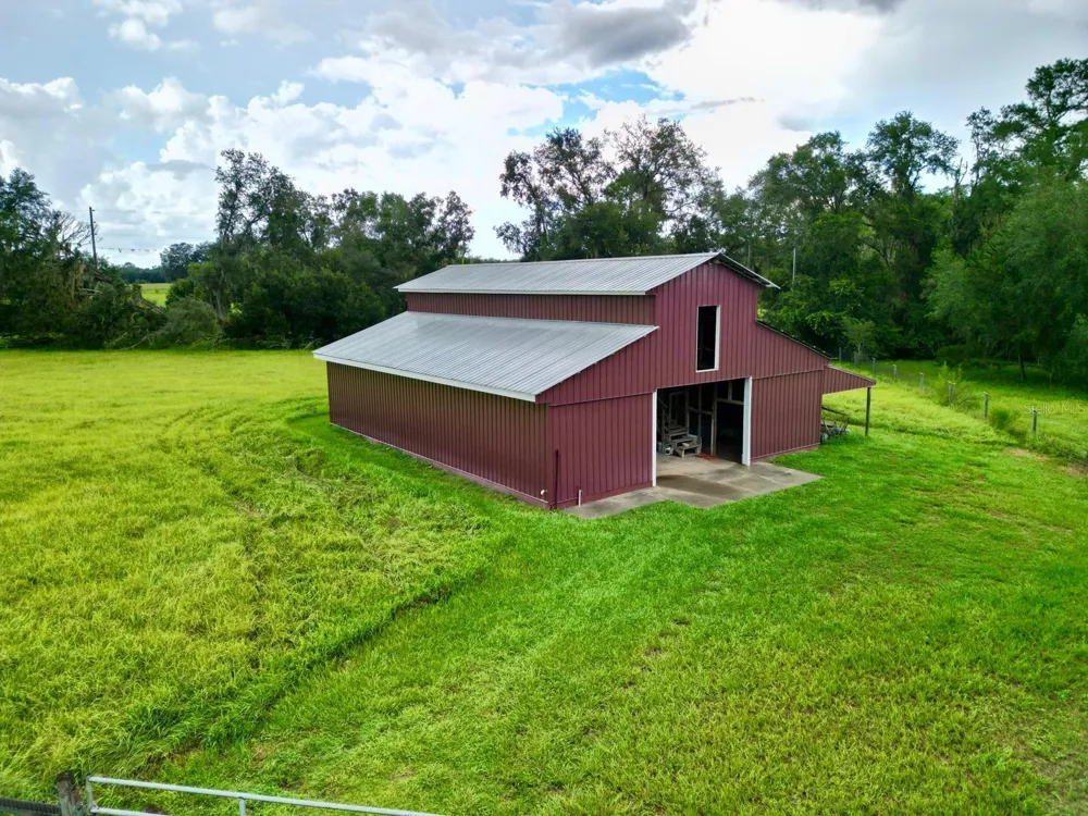 28046 BAYHEAD ROAD Dade City, FL 33523