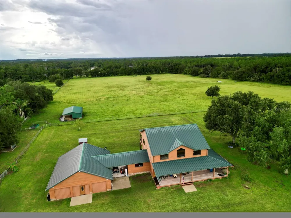 28046 BAYHEAD ROAD Dade City, FL 33523