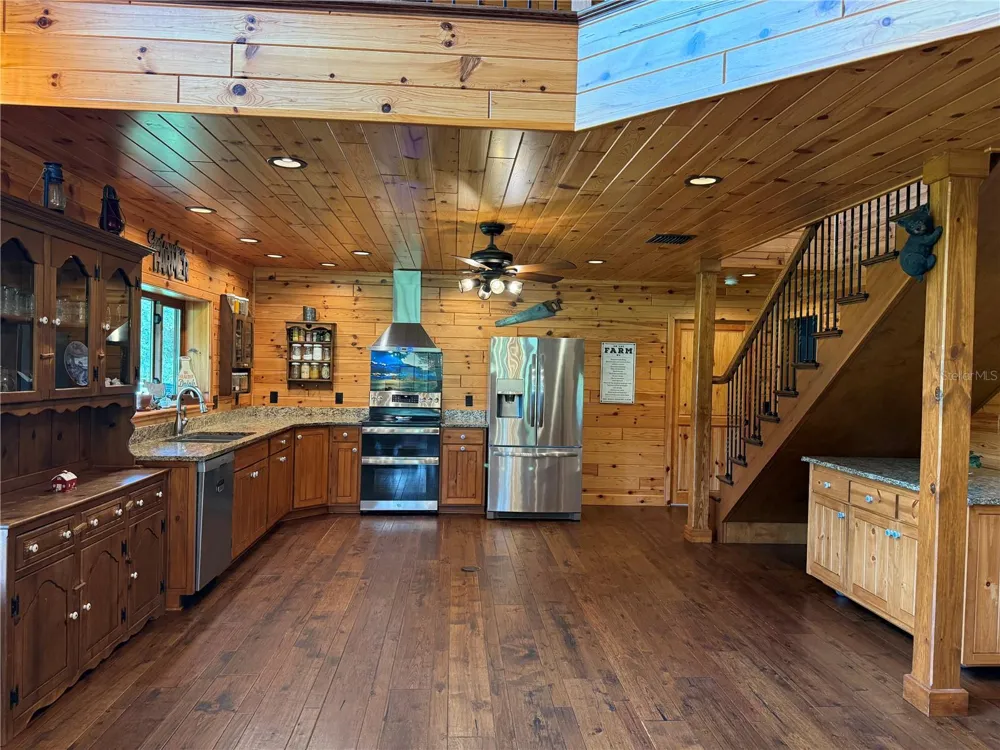 28046 BAYHEAD ROAD Dade City, FL 33523