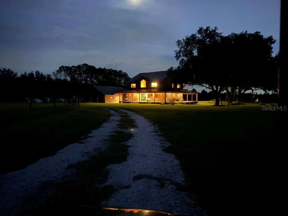 28046 BAYHEAD ROAD Dade City, FL 33523