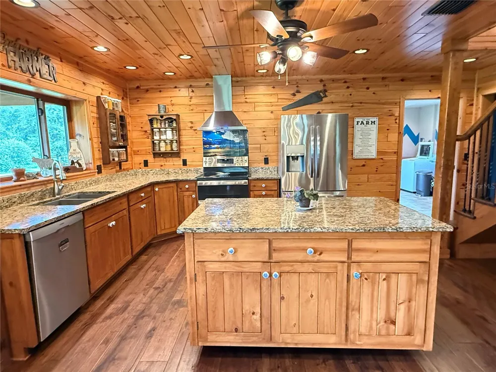28046 BAYHEAD ROAD Dade City, FL 33523