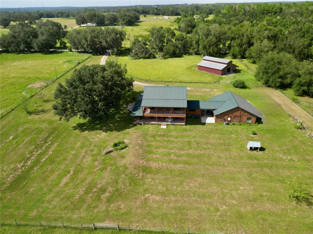 28046 BAYHEAD ROAD Dade City, FL 33523