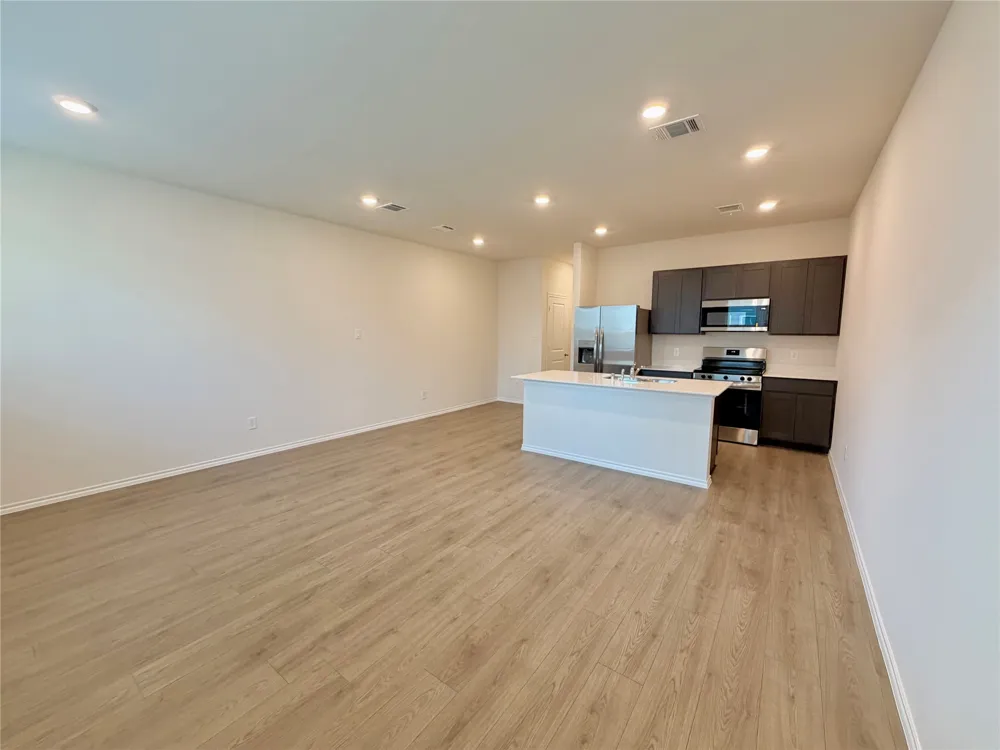 127 Tall Cedar Way Princeton, TX 75407