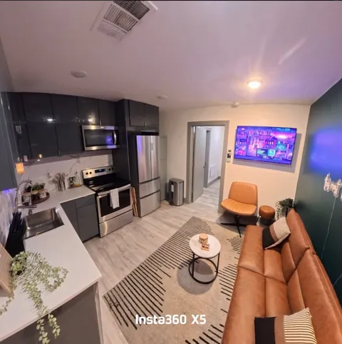 1415 Bennett Avenue #208
