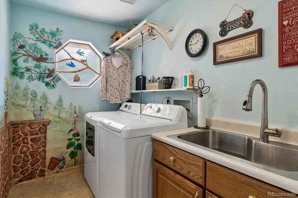277 S Larkspur Drive Castle Rock, CO 80104